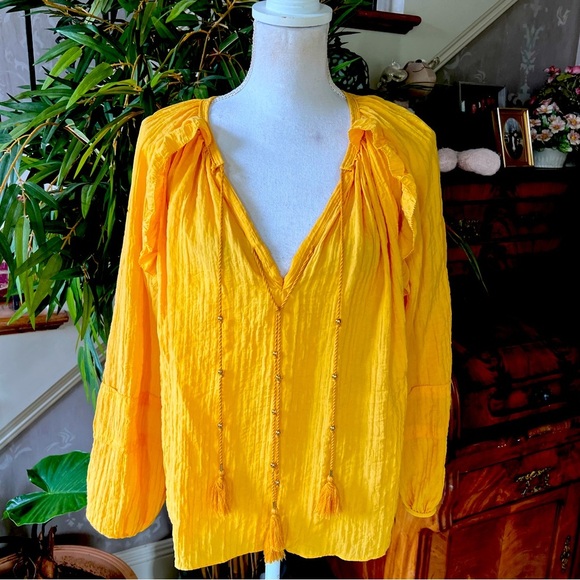 Rebecca Minkoff ladies ruffled blouse with tassels Small. Excellent condition - Picture 2 of 12